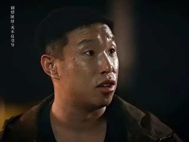 烧饼凭笨贼角色撑起《低智商犯罪》口碑，田曦薇演技成观众质疑焦点 相关图片
