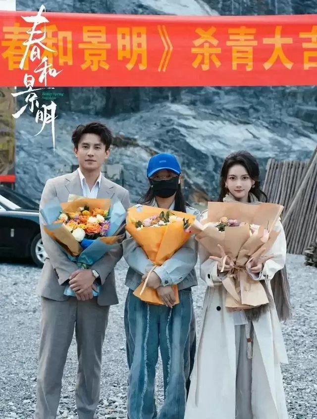刘萧旭新剧杀青，女主为曾与卡戎二搭的演员 现场图