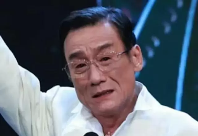 梁家辉凭《捕风追影》第五次获金像奖影帝，68岁创横跨五十年纪录 细节速览